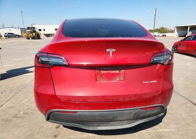 2023 Tesla Model Y, daño Frontal, Copart lote 72978706, foto 11 de 26