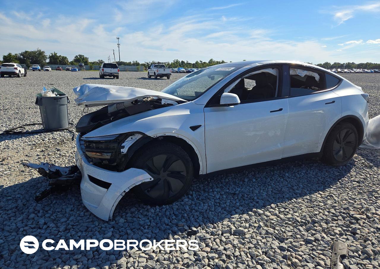 2026 Tesla Model Y, daño Frontal, Copart lote 70558896