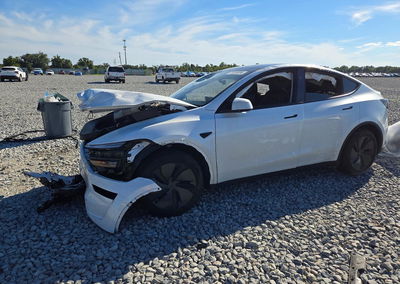 2026 Tesla Model Y, daño Frontal, Copart lote 70558896