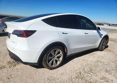 2023 Tesla Model Y, daño Frontal, Copart lote 72954626, foto 3 de 13