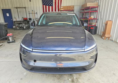 2026 Tesla Model Y, daño Lateral, Copart lote 70678786, foto 5 de 12