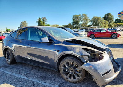 2022 Tesla Model Y, uszkodzenie: Przód, Copart lot 71811936, zdjęcie 4 z 13