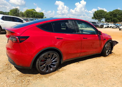 2023 Tesla Model Y, daño Frontal, Copart lote 67270466, foto 3 de 16