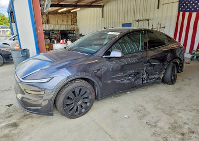 2026 Tesla Model Y, daño Lateral, Copart lote 70678786