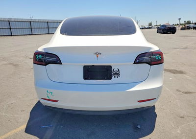 2023 Tesla Model 3, daño Lateral, Copart lote 60559756, foto 6 de 14