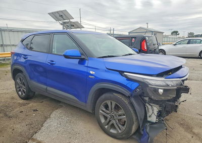 2021 Kia Seltos Lx, Front End damage, Copart lot 70356986, photo 4 of 13