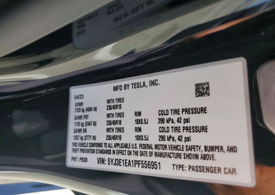 2023 Tesla Model 3, daño Trasero, Copart lote 70370686, foto 12 de 14