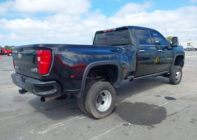 2022 Chevrolet Silverado 3500hd 4wd  Long Bed High Country, daño Generalizado, Iaai lote 46192200, foto 4 de 18