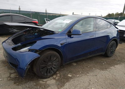 2023 Tesla Model Y Awd/long Range Dual Motor All-wheel Drive, Rear damage, Iaai lot 46228345, photo 2 of 19