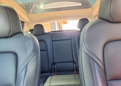 2023 Tesla Model Y, daño Frontal, Copart lote 67270466, foto 10 de 16