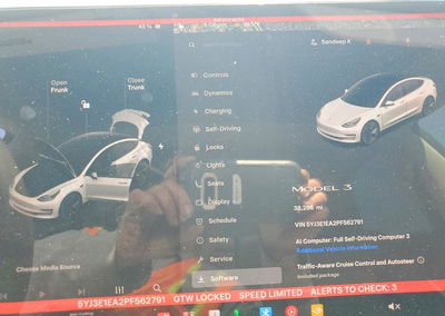 2023 Tesla Model 3, daño Lateral, Copart lote 60559756, foto 9 de 14