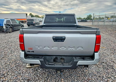 2026 Toyota Tacoma Trd Off-road, пошкодження: Днище, Copart лот 69625466, фото 6 з 14