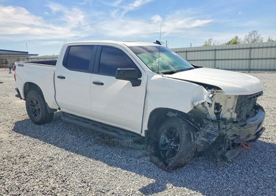2021 Chevrolet Silverado K1500 Lt Trail Boss, uszkodzenie: Dachowanie, Copart lot 46325996, zdjęcie 4 z 15