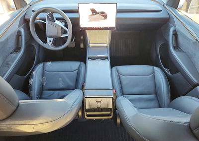 2026 Tesla Model Y, uszkodzenie: Przód, Copart lot 71455916, zdjęcie 8 z 15