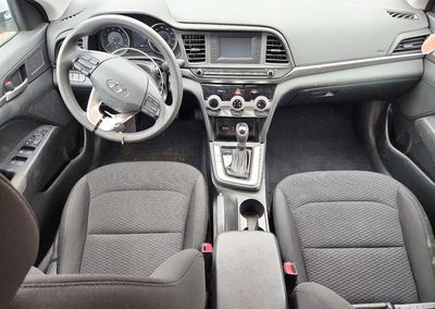 2019 Hyundai Elantra Se, uszkodzenie: Bok, Copart lot 72803576, zdjęcie 8 z 14