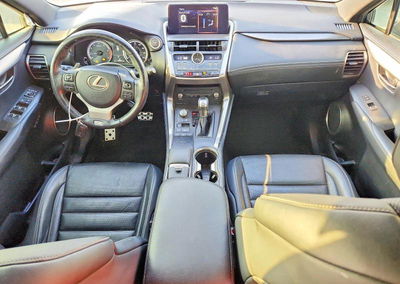 2019 Lexus Nx 300 F Sport, daño Lateral, Copart lote 70568306, foto 8 de 13