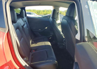 2022 Tesla Model Y, daño Frontal, Copart lote 68911546, foto 10 de 12