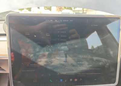2023 Tesla Model Y, uszkodzenie: Przód, Copart lot 68827656, zdjęcie 9 z 15