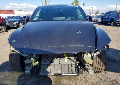 2026 Tesla Model Y, uszkodzenie: Przód, Copart lot 69981126, zdjęcie 5 z 14