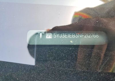 2022 Tesla Model 3, daño Lateral, Copart lote 68689496, foto 12 de 13