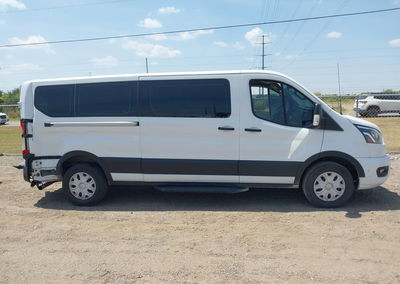2023 Ford Transit-350 Passenger Van Xlt, Right Rear damage, Iaai lot 46038313, photo 14 of 17