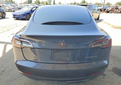 2022 Tesla Model 3, daño Lateral, Copart lote 68689496, foto 6 de 13