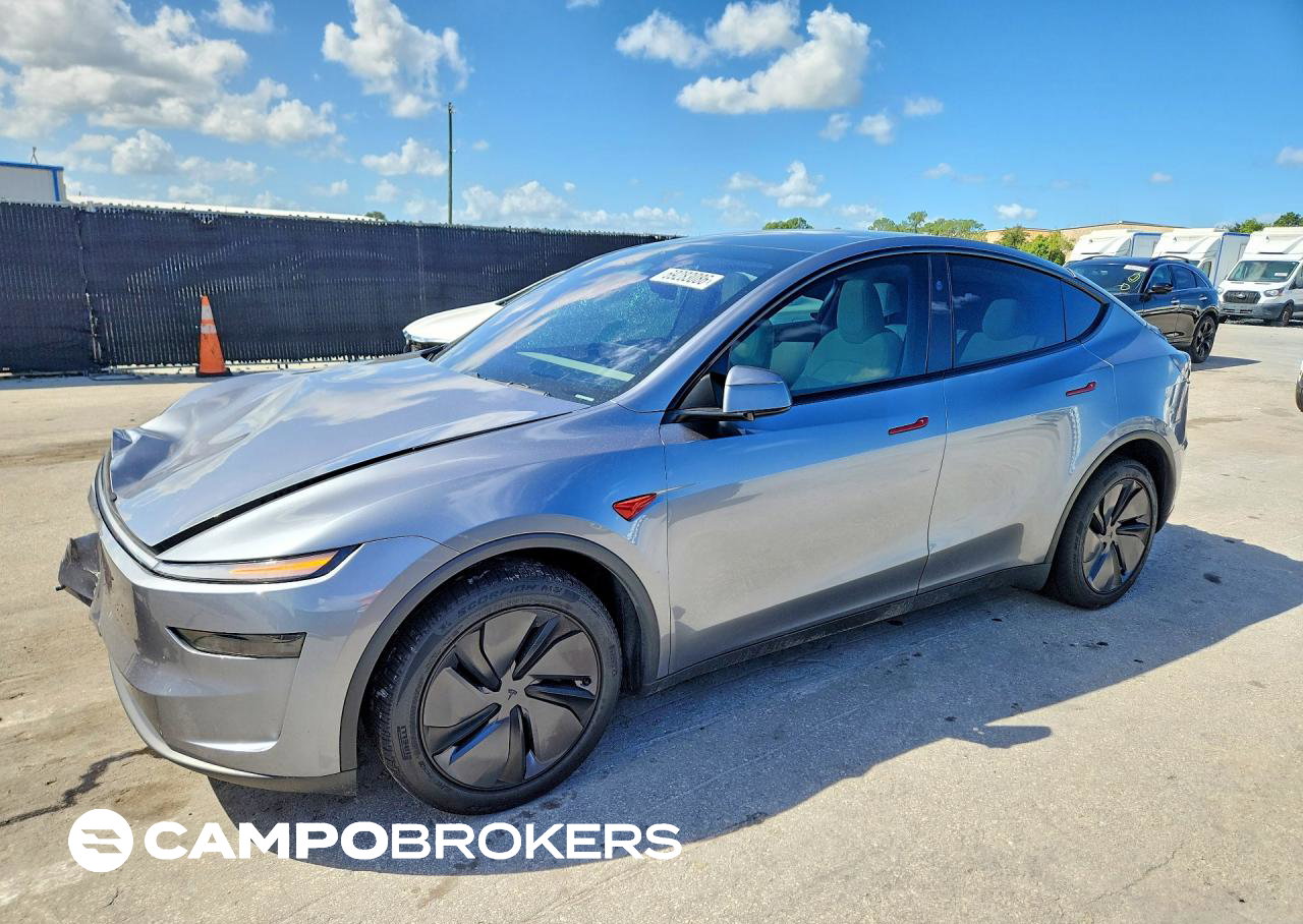 2026 Tesla Model Y, daño Frontal, Copart lote 69283086