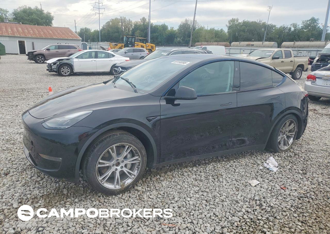 2023 Tesla Model Y, daño Lateral, Copart lote 69156996