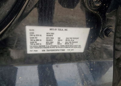2023 Tesla Model Y, daño Lateral, Copart lote 69156996, foto 12 de 12