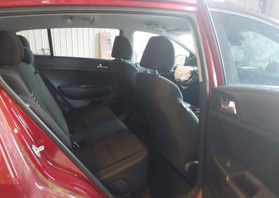 2020 Kia Sportage Lx, daño Frontal, Iaai lote 46029312, foto 8 de 16