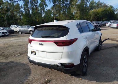2021 Kia Sportage Lx, daño Theft, Iaai lote 46108490, foto 4 de 16
