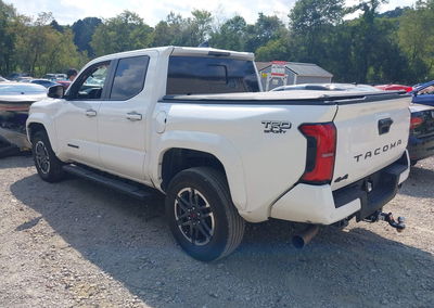 2024 Toyota Tacoma Trd Sport, daño Frontal, Iaai lote 46071296, foto 3 de 16