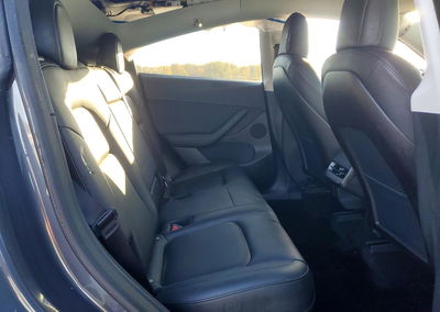 2021 Tesla Model Y, daño Frontal, Copart lote 73542926, foto 10 de 14