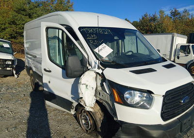 2019 Ford Transit-250, uszkodzenie: Prawy przód, Iaai lot 45807829, zdjęcie 6 z 17