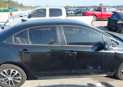 2020 Toyota Corolla Le, daño Front & Rear, Iaai lote 46316848, foto 12 de 15