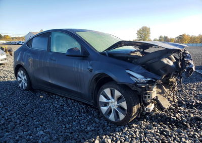 2021 Tesla Model Y, daño Frontal, Copart lote 73542926, foto 4 de 14