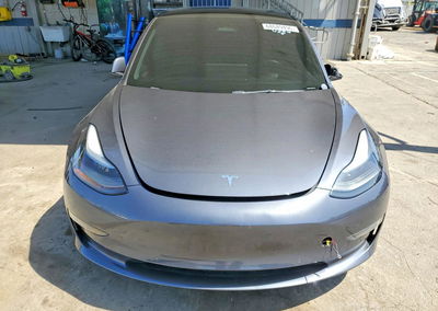 2022 Tesla Model 3, daño Lateral, Copart lote 68689496, foto 5 de 13
