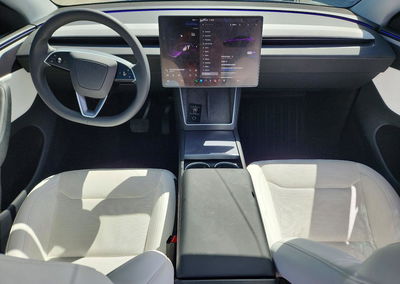 2026 Tesla Model Y, daño Frontal, Copart lote 69283086, foto 8 de 12