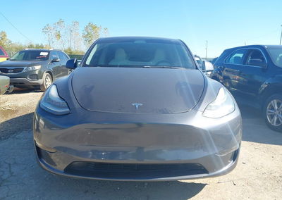2021 Tesla Model Y Long Range Dual Motor All-wheel Drive, uszkodzenie: Unknown, Iaai lot 46413074, zdjęcie 12 z 18