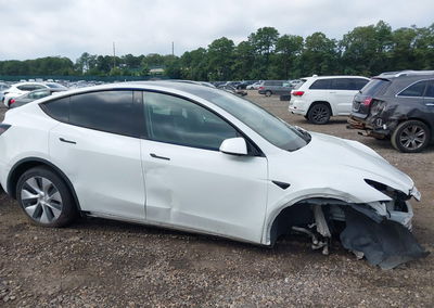 2022 Tesla Model Y Long Range Dual Motor All-wheel Drive, uszkodzenie: Front & Rear, Iaai lot 45871642, zdjęcie 13 z 19
