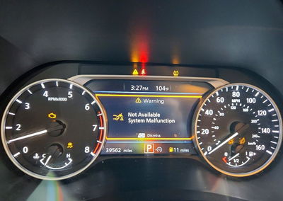 2025 Nissan Sentra Sv, daño Frontal, Copart lote 68717556, foto 9 de 14