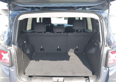 2023 Jeep Renegade Latitude 4x4, daño Lateral derecho, Iaai lote 46205680, foto 17 de 17
