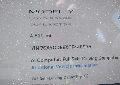 2026 Tesla Model Y All-wheel Drive/long Range Launch Series/premium All-wheel Drive, Left Side damage, Iaai lot 46290075,