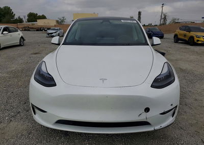 2024 Tesla Model Y, uszkodzenie: Tył, Copart lot 68897436, zdjęcie 5 z 16