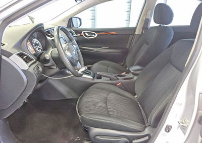 2019 Nissan Sentra Sv, daño Abolladuras/rayones menores, Copart lote 67576536, foto 7 de 13