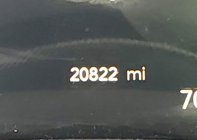2026 Chrysler Pacifica Limited, daño Lateral derecho, Iaai lote 46426967, foto 15 de 18
