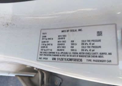 2021 Tesla Model 3 Standard Range Plus Rear-wheel Drive, Right Side damage, Iaai lot 46080255, photo 9 of 15