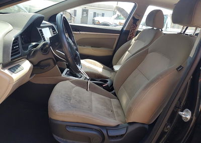 2019 Hyundai Elantra Value Edition, daño Frontal, Copart lote 66651816, foto 7 de 14