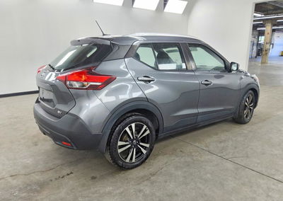 2019 Nissan Kicks Sv, daño Abolladuras/rayones menores, Copart lote 69262806, foto 3 de 13