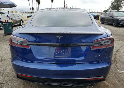 2021 Tesla Model S, daño Bajos, Copart lote 72547696, foto 6 de 14